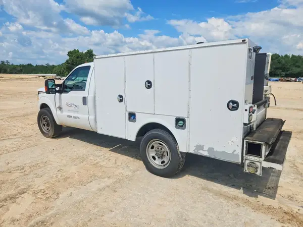 1FDRF3ET5GEA72640 2016 FORD F350 - Image 2