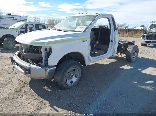 1FDRF3F61HDA04738 2017 FORD F350 - Image 2