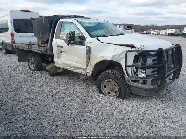 1FDRF3FN2PEC61004 2023 FORD F350 - Image 1