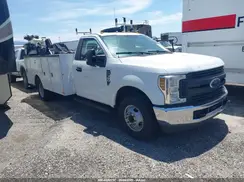 1FDRF3G60KED40560 2019 FORD F350