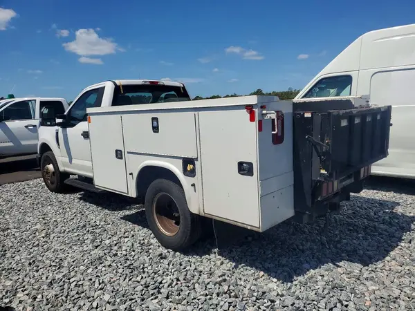 1FDRF3G61KEG11366 2019 FORD F350 - Image 2