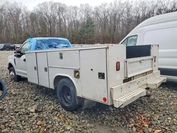 1FDRF3G64HEE52772 2017 FORD F350 - Image 2