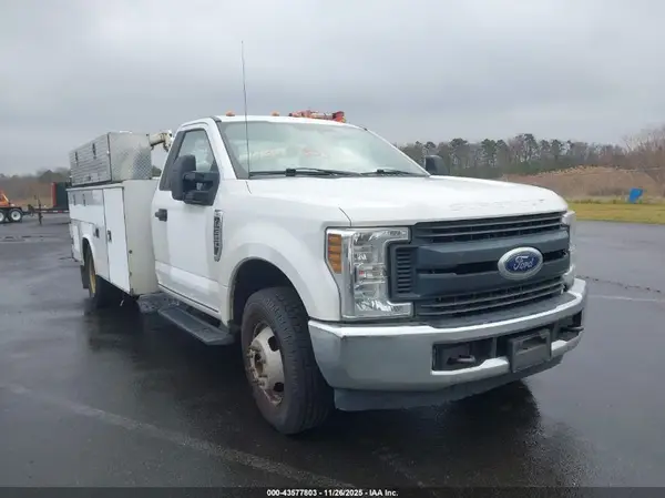 1FDRF3G64JEB74543 2018 FORD F350 - Image 1