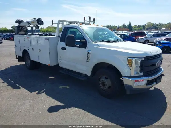 1FDRF3G69KEC62795 2019 FORD F350 - Image 1