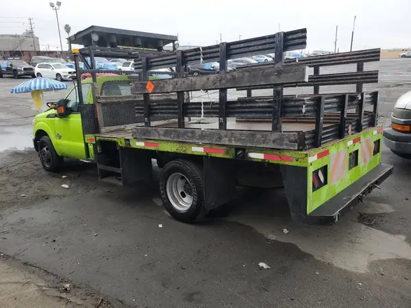 1FDRF3GT3GEB54038 2016 FORD F350 - Image 2
