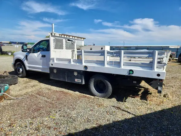 1FDRF3GT5HEB62028 2017 FORD F350 - Image 2