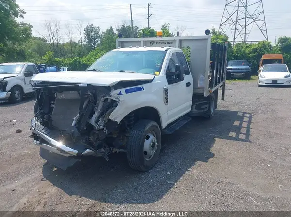 1FDRF3H66NEE09478 2022 FORD F350 - Image 2