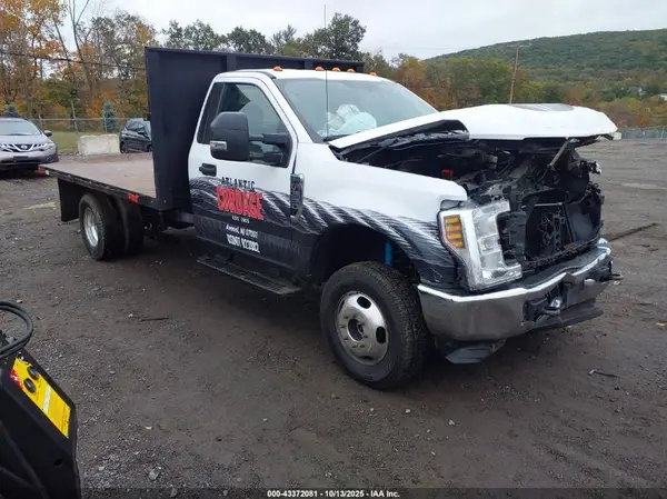 1FDRF3H68KEG62894 2019 FORD F350 - Image 1