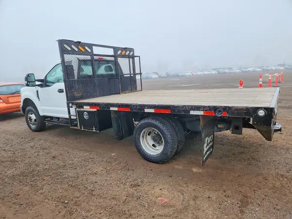 1FDRF3H69KEE61120 2019 FORD F350 - Image 2