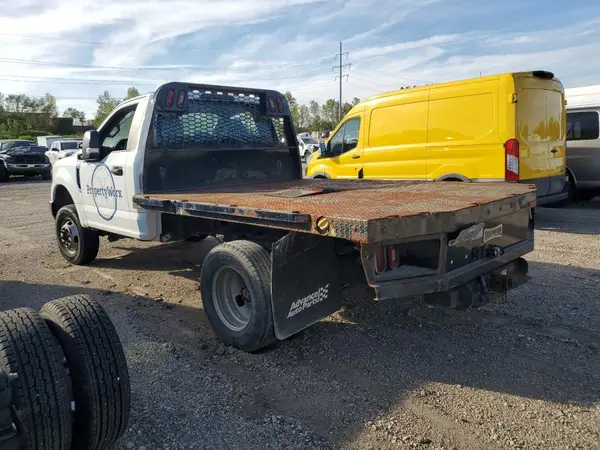 1FDRF3H69KEG58045 2019 FORD F350 - Image 2