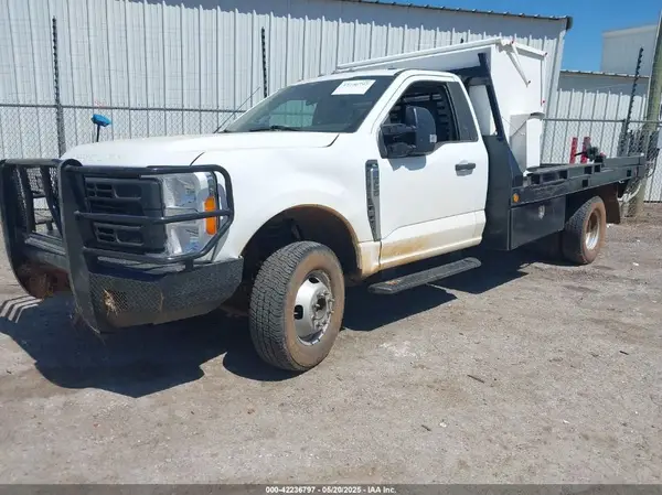 1FDRF3HN2PDA11989 2023 FORD F350 - Image 2