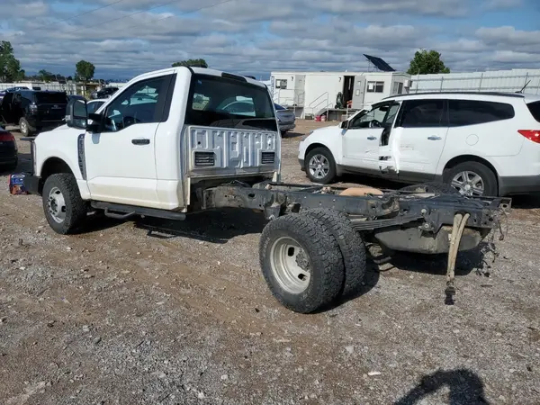 1FDRF3HN7PDA17884 2023 FORD F350 - Image 2