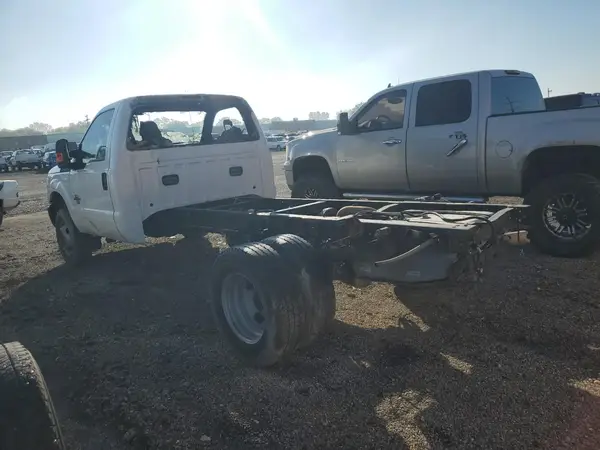 1FDRF3HT2GED15798 2016 FORD F350 - Image 2