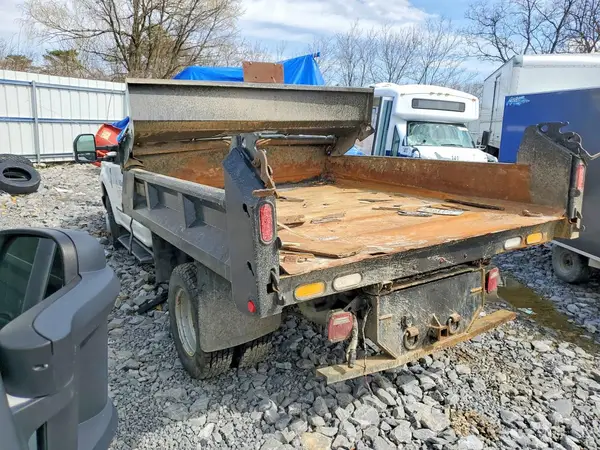 1FDRF3HT2HDA08364 2017 FORD F350 - Image 2
