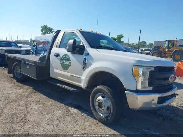 1FDRF3HT7HEF12094 2017 FORD F350 - Image 1