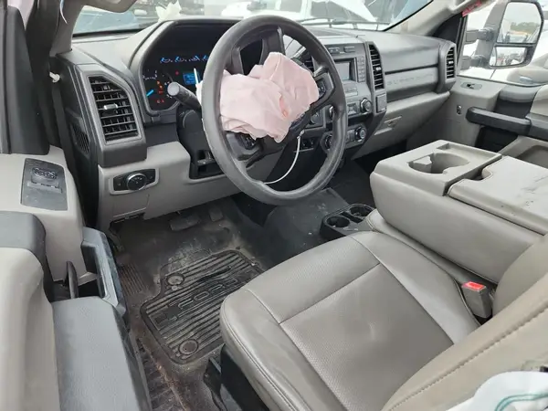 1FDRF3HTXKDA19572 2019 FORD F350 - Image 8