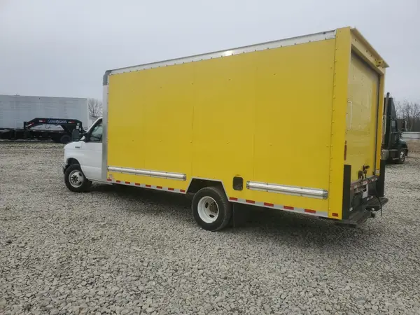 1FDWE3FK3PDD31062 2023 FORD F350 - Image 2