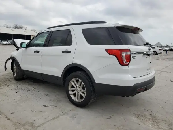 1FM5K7B80HGA10943 2017 FORD EXPLORER - Image 2