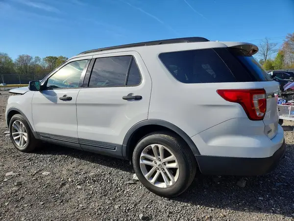 1FM5K7B80HGB04367 2017 FORD EXPLORER - Image 2