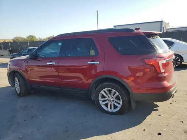 1FM5K7B80HGC18465 2017 FORD EXPLORER - Image 2