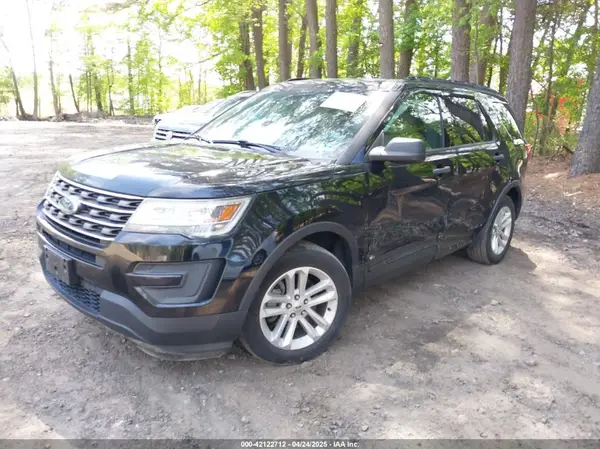 1FM5K7B80HGD09817 2017 FORD EXPLORER - Image 2