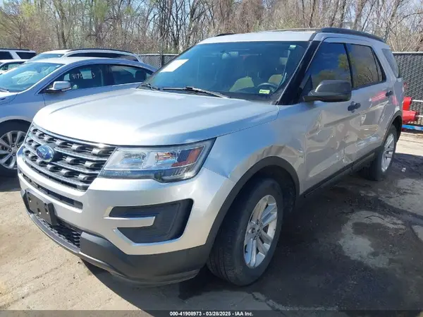 1FM5K7B80HGD75686 2017 FORD EXPLORER - Image 2