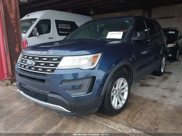 1FM5K7B80HGE10596 2017 FORD EXPLORER - Image 2