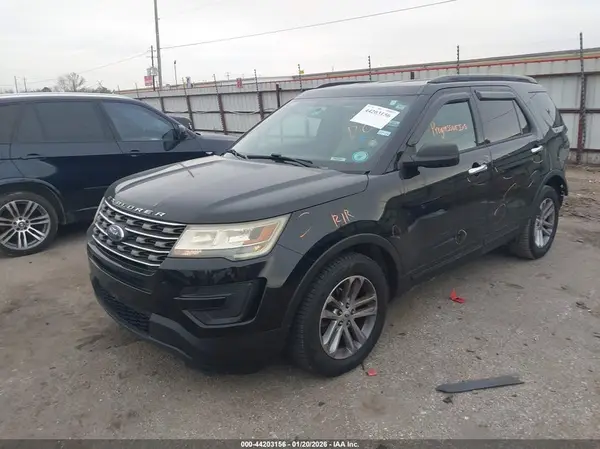 1FM5K7B81HGC99895 2017 FORD EXPLORER - Image 2