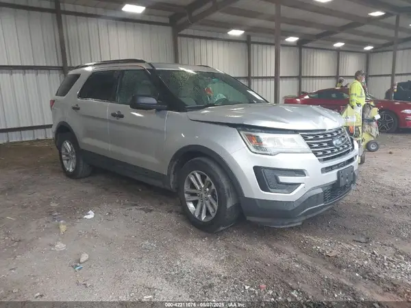 1FM5K7B81HGD35357 2017 FORD EXPLORER - Image 1