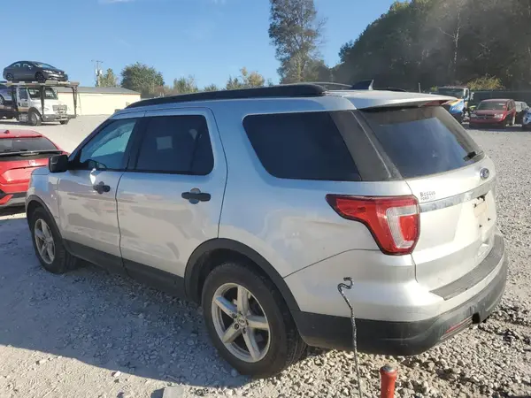 1FM5K7B81JGB07588 2018 FORD EXPLORER - Image 2