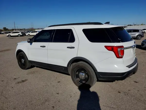 1FM5K7B81KGB26983 2019 FORD EXPLORER - Image 2