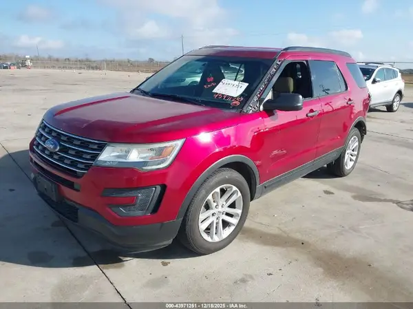 1FM5K7B82HGA26965 2017 FORD EXPLORER - Image 2