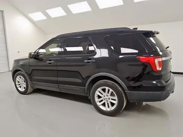 1FM5K7B82HGB30310 2017 FORD EXPLORER - Image 2