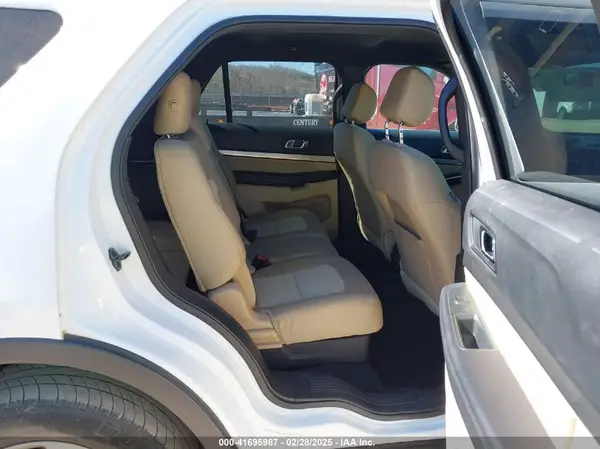 1FM5K7B82HGC34408 2017 FORD EXPLORER - Image 8