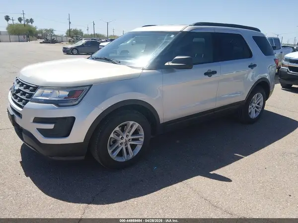 1FM5K7B82HGD22925 2017 FORD EXPLORER - Image 2
