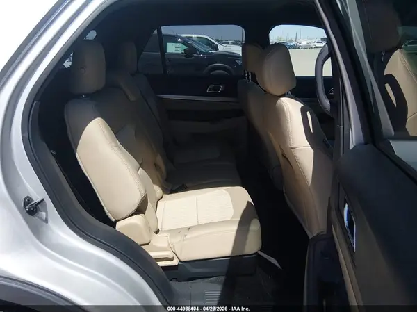 1FM5K7B82HGD22925 2017 FORD EXPLORER - Image 8