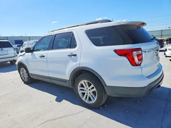 1FM5K7B82HGD39451 2017 FORD EXPLORER - Image 2