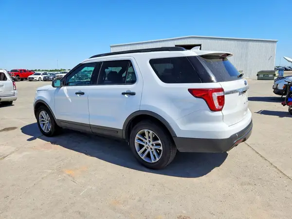 1FM5K7B82HGE24984 2017 FORD EXPLORER - Image 2