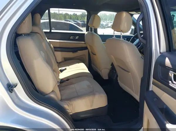 1FM5K7B82HGE32812 2017 FORD EXPLORER - Image 8