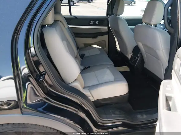 1FM5K7B82JGB00178 2018 FORD EXPLORER - Image 8
