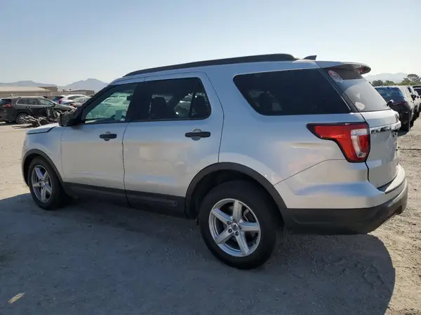 1FM5K7B82JGC00667 2018 FORD EXPLORER - Image 2