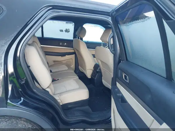 1FM5K7B83HGB79628 2017 FORD EXPLORER - Image 8