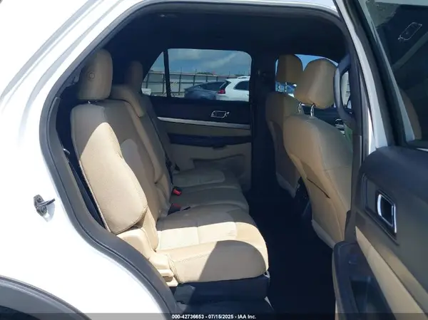 1FM5K7B83HGD35375 2017 FORD EXPLORER - Image 8