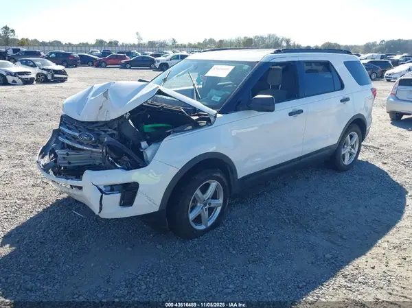 1FM5K7B83KGA08725 2019 FORD EXPLORER - Image 2