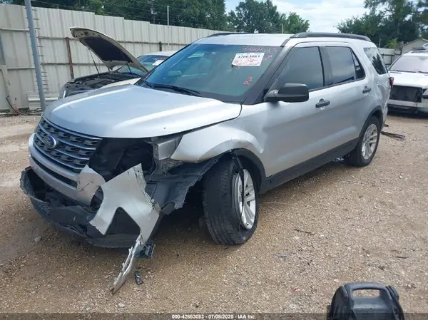 1FM5K7B84GGB94010 2016 FORD EXPLORER - Image 2