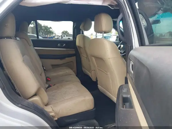 1FM5K7B84HGA44870 2017 FORD EXPLORER - Image 8