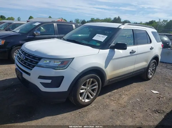 1FM5K7B84HGA85130 2017 FORD EXPLORER - Image 2