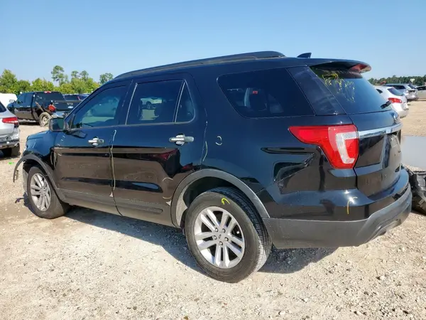 1FM5K7B84HGC54238 2017 FORD EXPLORER - Image 2