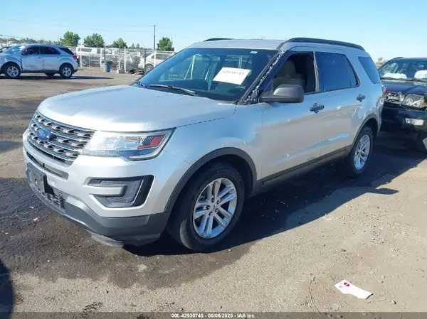 1FM5K7B84HGD13210 2017 FORD EXPLORER - Image 2