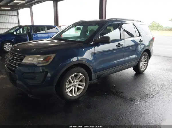 1FM5K7B84HGD14955 2017 FORD EXPLORER - Image 2
